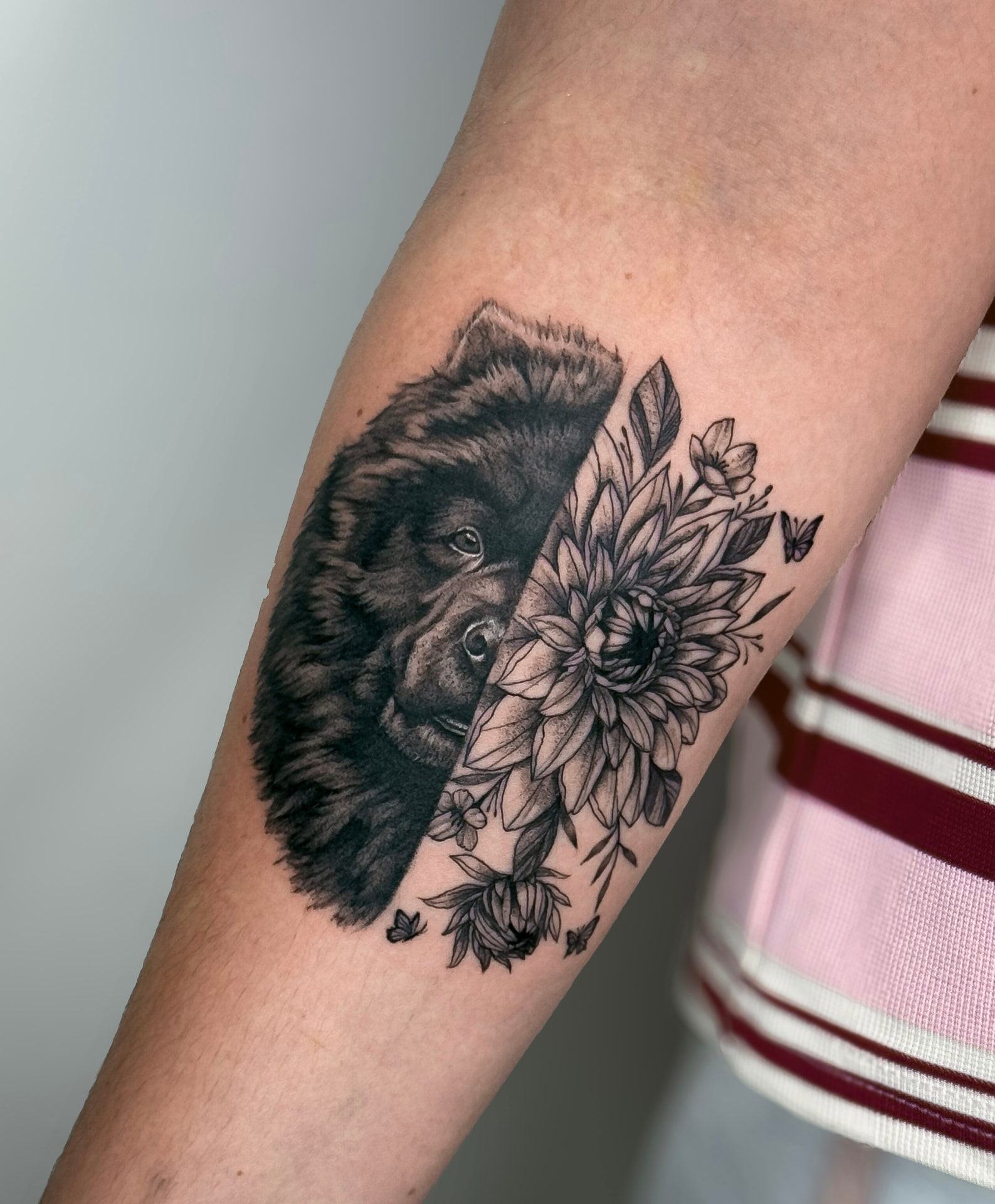 Gorilla & Florals — Realism · Fine Line tattoo by Ana at Blasian Ink